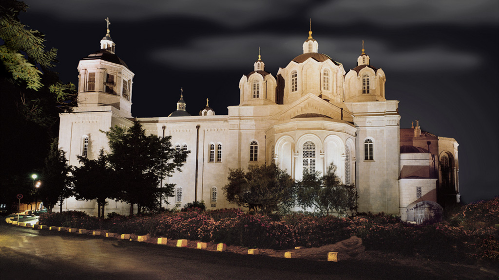 תאורת הצפה ומבנים LED לד ש.מ. יוניברס Russian Church Lighting - S.M.Universe